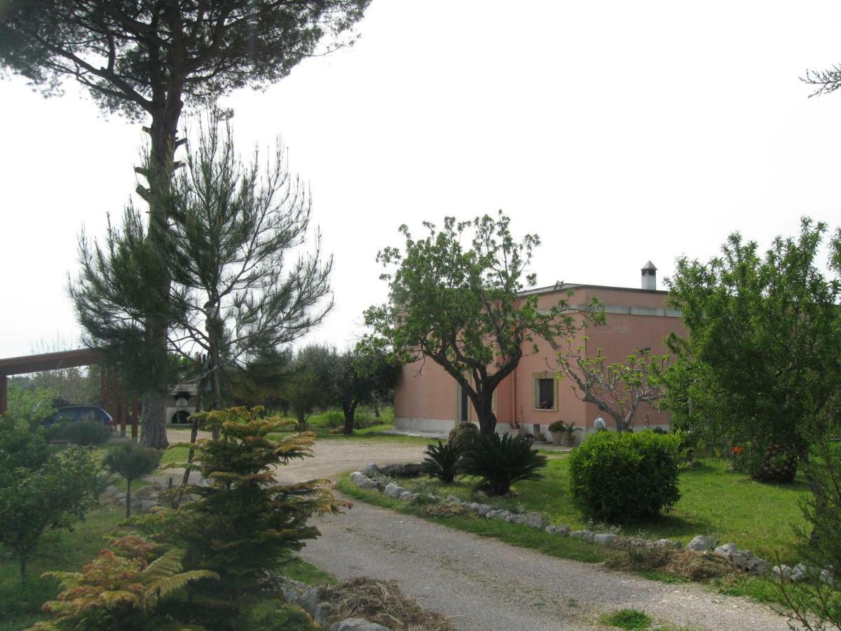 Campi Salentina Villa Rita Bed & Breakfast מראה חיצוני תמונה